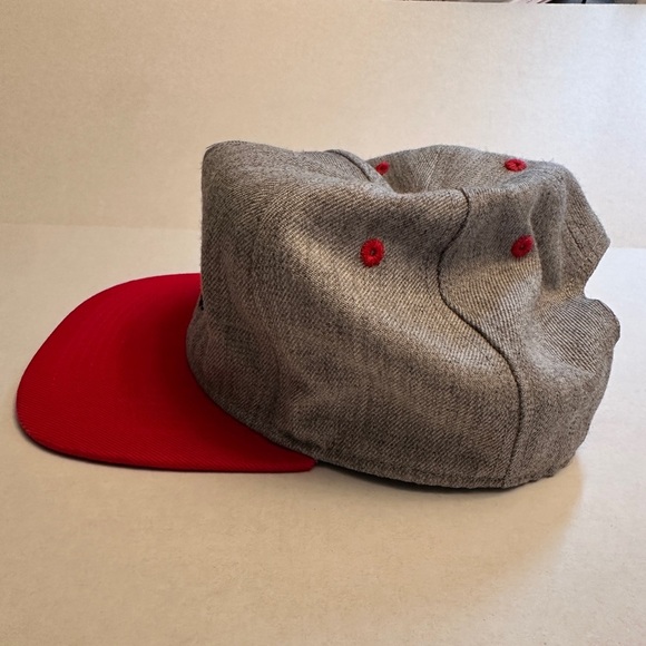 Super Mario Bros Mario Mustache SnapBack Cap Gray Red Embroidered 2018 - Picture 6 of 6